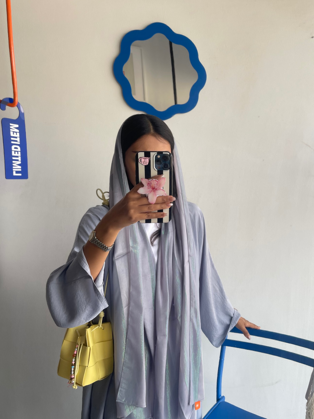 light grey - signture line